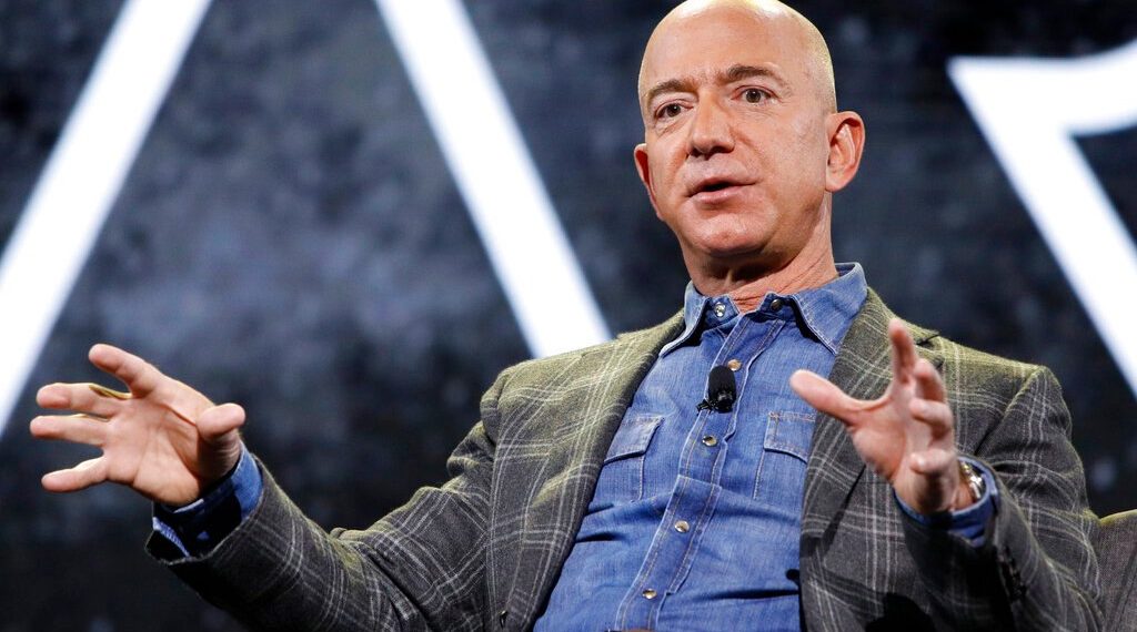 Jeff Bezos službeno napustio Amazon