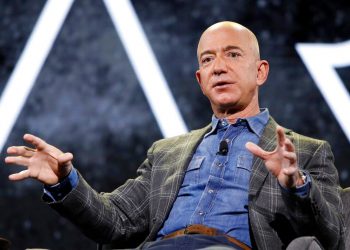 Jeff Bezos službeno napustio Amazon
