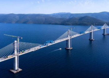 Danas će biti spojen Pelješki most!