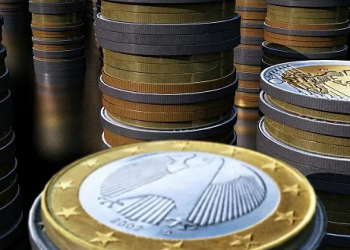 Javni dug eurozone premašio iznos BDP-a!