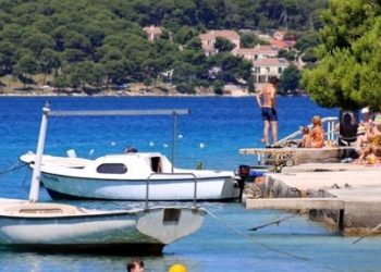 Posjetite skriveni zakutak u blizini Rogoznice- lijepo i mirno mjesto Ražanj