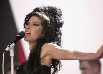 BBC emitira dokumentarac na desetu obljetnicu smrti Amy Winehouse!