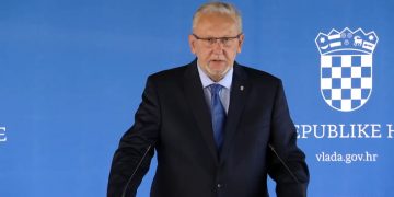 MINISTAR BOŽINOVIĆ: Od 01.07. počinju privilegije cjepljenima, DJ mora biti cjepljen, osoblje u zatvorenom ali i gosti…