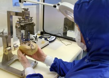 Znanost začudila svijet: Umjetno srce stvoreno i uspješno presađeno!