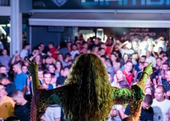 U Ljubuškom i Hercegovini narodnjaci po klubovima. Pohvalili se Halid Bešlić i Indira Radić