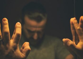 Lažirane smrti, čipirati putem cjepiva, tajni planovi…