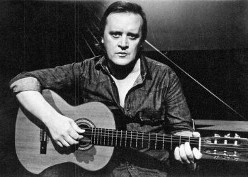 Šest godina otkako nas je napustio Arsen Dedić – ovako Šibenik čuva uspomenu na njega