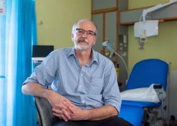 Britanski Oxford zaključio: Testiranja nemaju smisla, panika nema smisla, moramo prihvatiti virus kao endemski!