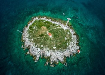 Spoj romantike i čarolije – otočić kod Novog Vinodolskog idealna je lokacija za vjenčanje iz snova