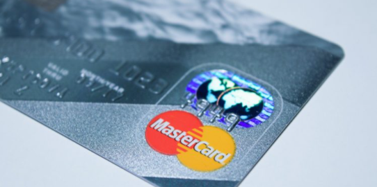 Mastercard odustaje od debitnih i kreditnih kartica s magnetskom trakom!