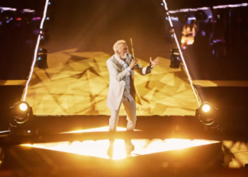 Dino Merlin napravio spektakl u Porto Montenegru!