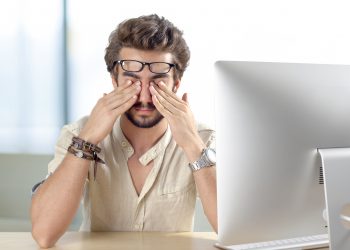 Znakovi koji ukazuju da vašim očima treba odmor