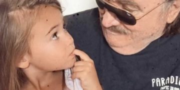 Mišo Kovač u društvu unuke Elene: Ljubav je to