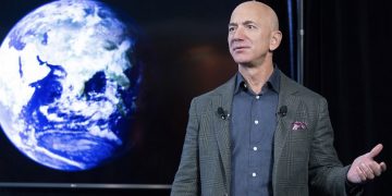Jeff Bezos će dati još 203 milijuna dolara za borbu protiv klimatskih promjena!