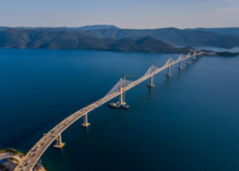 Hrvatska iz zraka: Dronovima snimili i spajanje Pelješkog mosta!