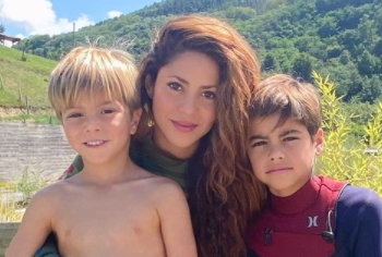 Shakira u 44-oj izgleda kao djevojčica!