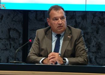 STOŽER: Ako živite u lažima, nemojte drugima prenositi strah i laži o cjepivu!