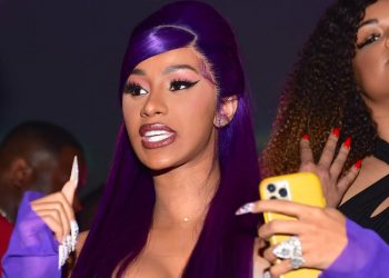 Porodila se reperica Cardi B, na svijet donijela dječaka