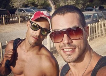 BIO JE PREDMET OBOŽAVANJA ŽENA: Prvo u vezi sa poznatom pjevačicom, a kasnije oženio muškarca