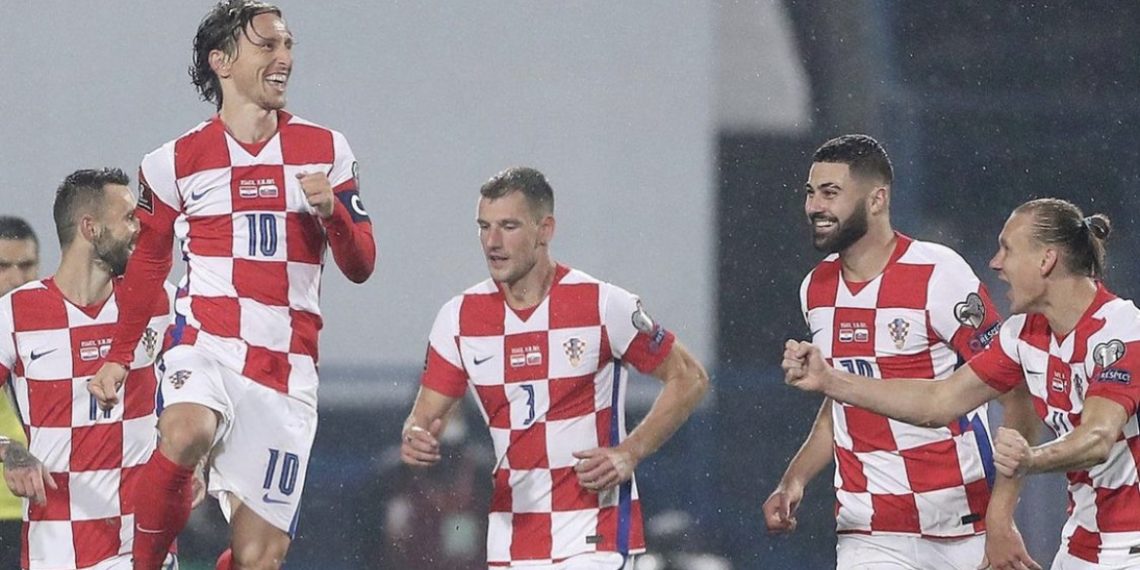 OSVETA VATRENIH! MODRIĆ I DRUŠTVO SAVLADALI SVJETSKE PRVAKE!