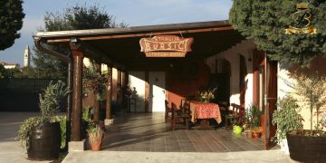 Pršutana Buršić u Vodnjanu sa istarskim delikatesama