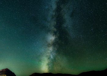 Tajanstvene ‘plave mrlje’ otkrivaju novu vrstu zvjezdanog sustava