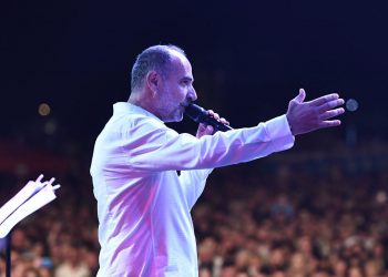 Zečić pokrenuo val koncerata u Hrvatskoj i bacio publiku u delirij.