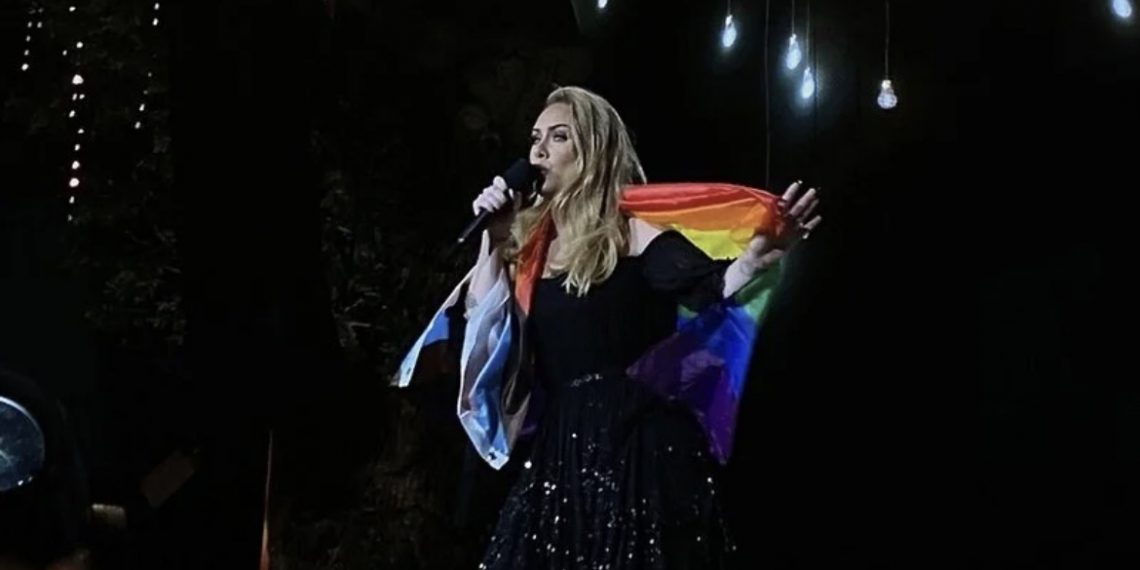 Adele izrazila podršku londonskoj povorci ponosa: Nastupila ogrnuta zastavom duginih boja