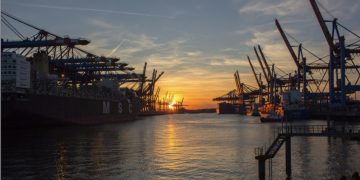 Treći tjedan za redom cijena nafte pada