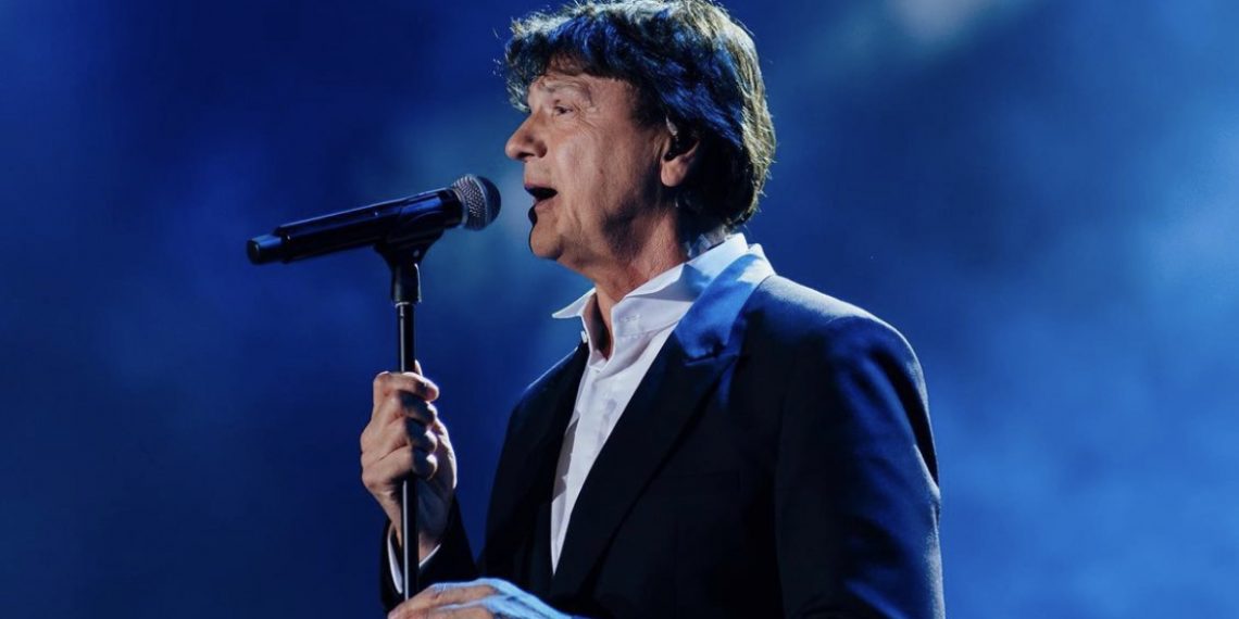 I dalje fatalan po žene: Čolu obožavateljice čekale do 6 u jutro