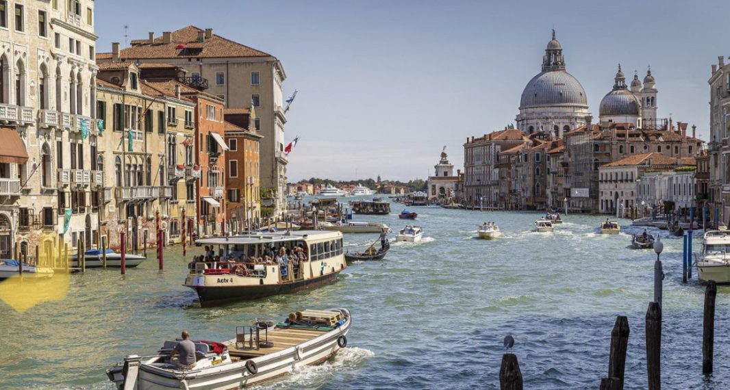 Venecija u borbi protiv jednodnevnog turizma: uvodi nova pravila, moguće i kazne
