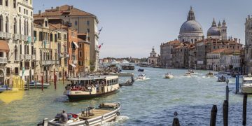 Venecija u borbi protiv jednodnevnog turizma: uvodi nova pravila, moguće i kazne