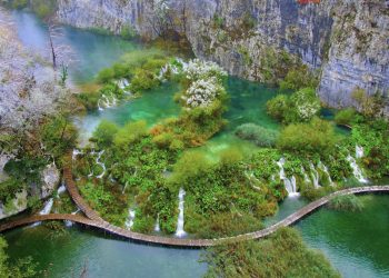 5 najljepših jezera svijeta i jedno posebno