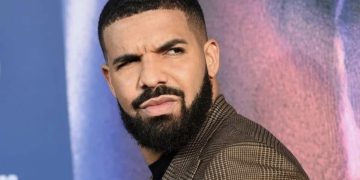 Reper Drake letio 14 minuta privatnim avionom i razbjesnio mnoge