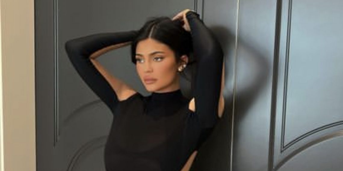 Kylie Jenner zaintrigirala fanove: Da li je opet trudna?