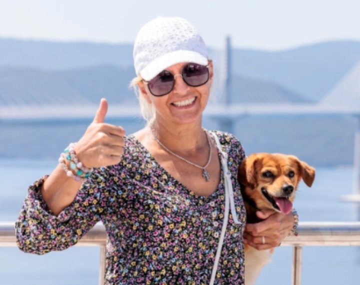 Ukrajinka Valentina i njen psić Medo među prvima su prošetali Pelješkim mostom