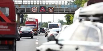 Gužve u smjeru mora: Kilometarske kolone na autocestama i graničnim prijelazima, MUP objavio snimku