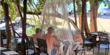 Porodica sa Jadrana postala hit na mrežama zbog patenta za zaštitu od komaraca