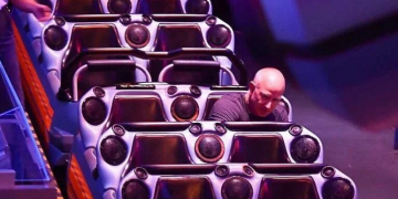 Jeff Bezos postao meta ismijavanja na Twitteru: Prljavo bogat i nevjerovatno usamljen