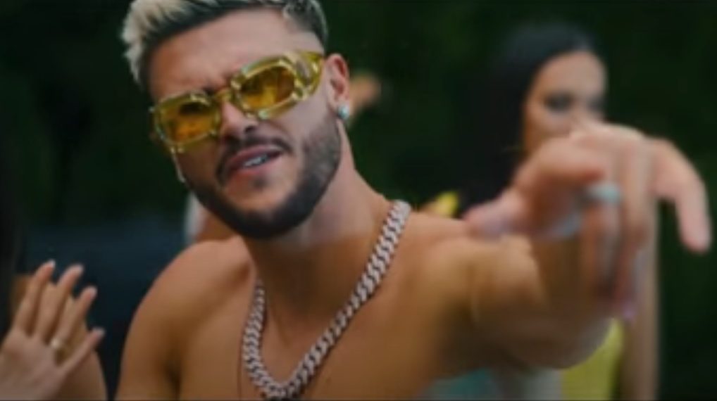 Josip zatresao glazbene vode sa treperom Devitom (Spot)