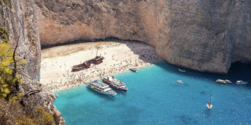 Razočaravajuća fotografija jedne od najljepših plaža svijeta: Negativna strana turizma