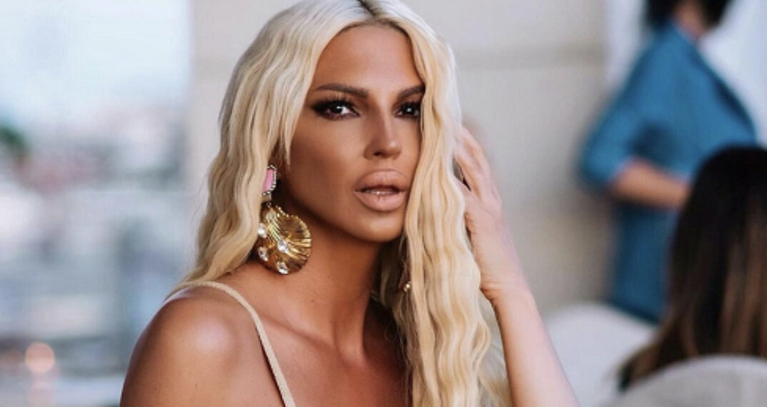 Prepoznali biste je po kosi i pogledu: Ovo je Jelena Karleuša prije svih operacija, prirodne grudi i usne
