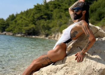Najneobičnija izdanja ‘princa sevdaha’: Božo Vrećo u bikiniju, haljinama, štiklama i suknjama
