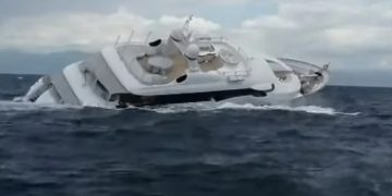 Kod Italije potonula jahta duga 40 metara, pojavio se i snimak