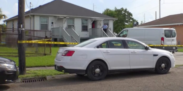 Majka na Instagramu oblivena krvlju nakon što je nasmrt nožem izbola četverogodišnju kćer i napala sina