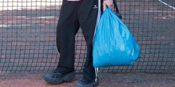 Nova Balenciagina torba košta 13.000 kuna i izgleda kao vreća za smeće