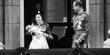 Iz jednog razloga ne postoje fotografije na kojima je kraljica Elizabeta trudna