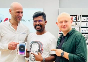 Indijac prešao skoro 3.000 kilometara da među prvima kupi novi iPhone