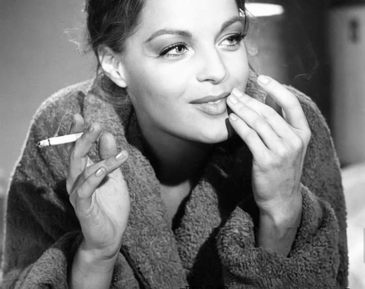 Romy Schneider: Sa samo 15 godina na filmskom platnu je utjelovila mladu kraljicu Viktoriju, a jučer bi slavila rođendan