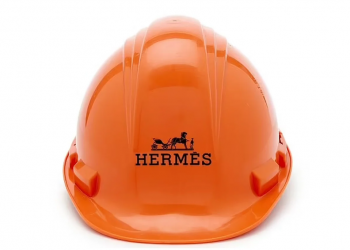 Korisnici Twittera ismijavaju Hermes zbog kacige čija je cijena gotovo 7.000 dolara